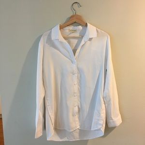 Anthropologie white tunic button down - M
